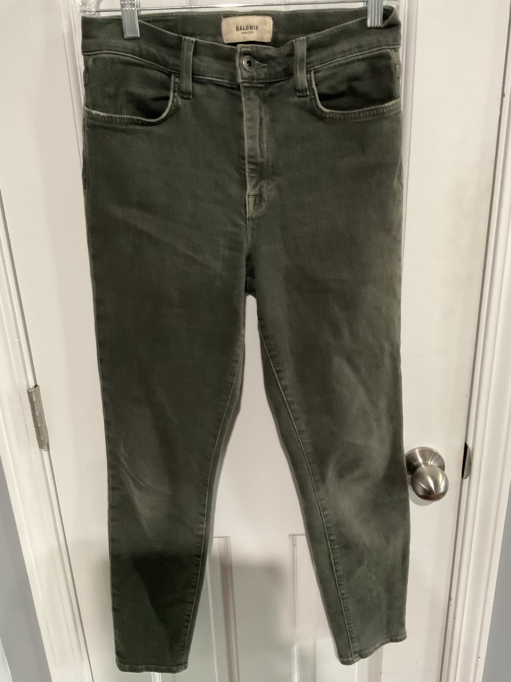 Like New Baldwin Kansas City Women’s Olive Green Slim Jeans The Rivington 28